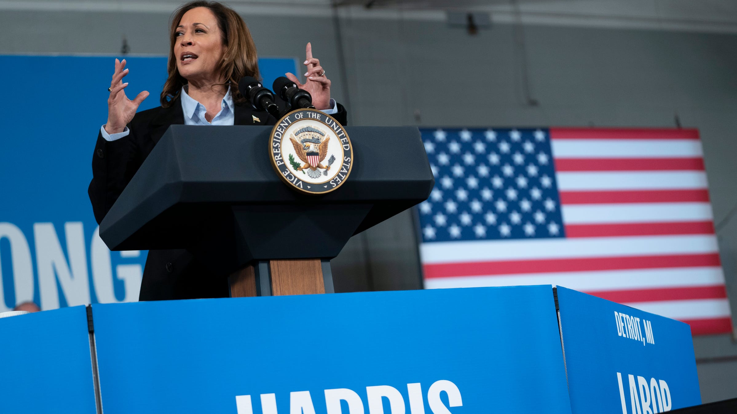 Oprah Winfrey, Kamala Harris to host virtual campaign event live fr...